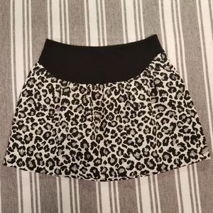 Body By Victoria Size 6 skirt